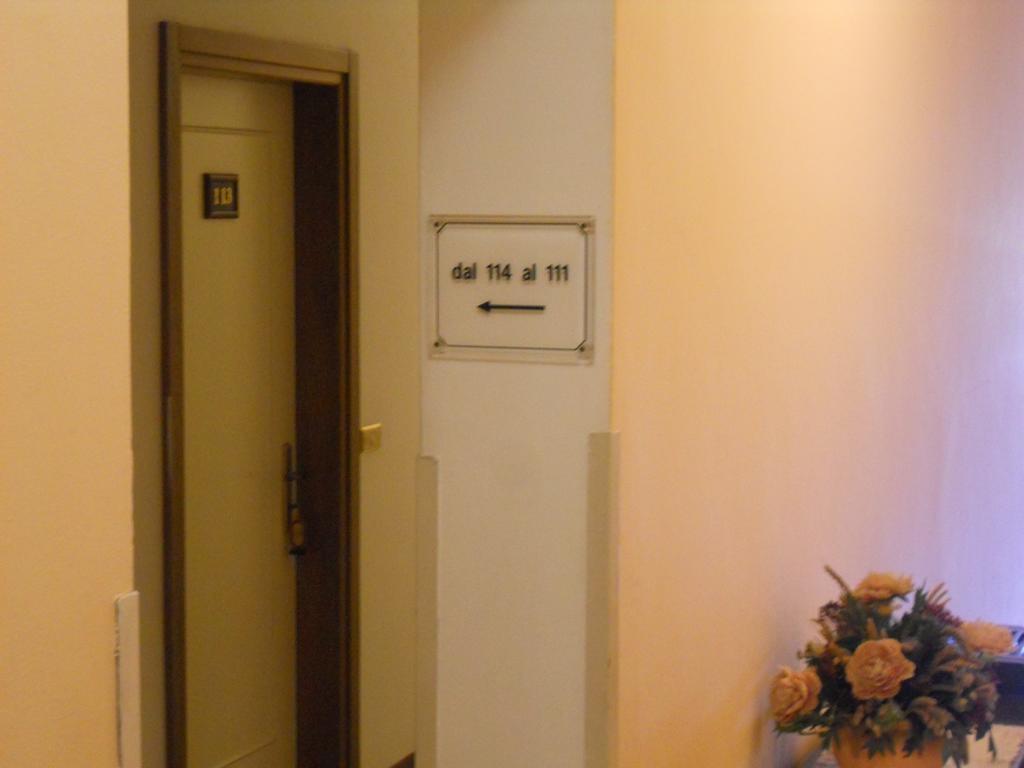 Hotel O'Scugnizzo 2 Μπελούνο Εξωτερικό φωτογραφία