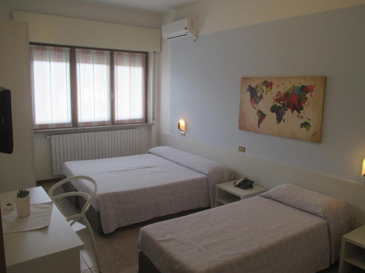 Hotel O'Scugnizzo 2 Μπελούνο Εξωτερικό φωτογραφία