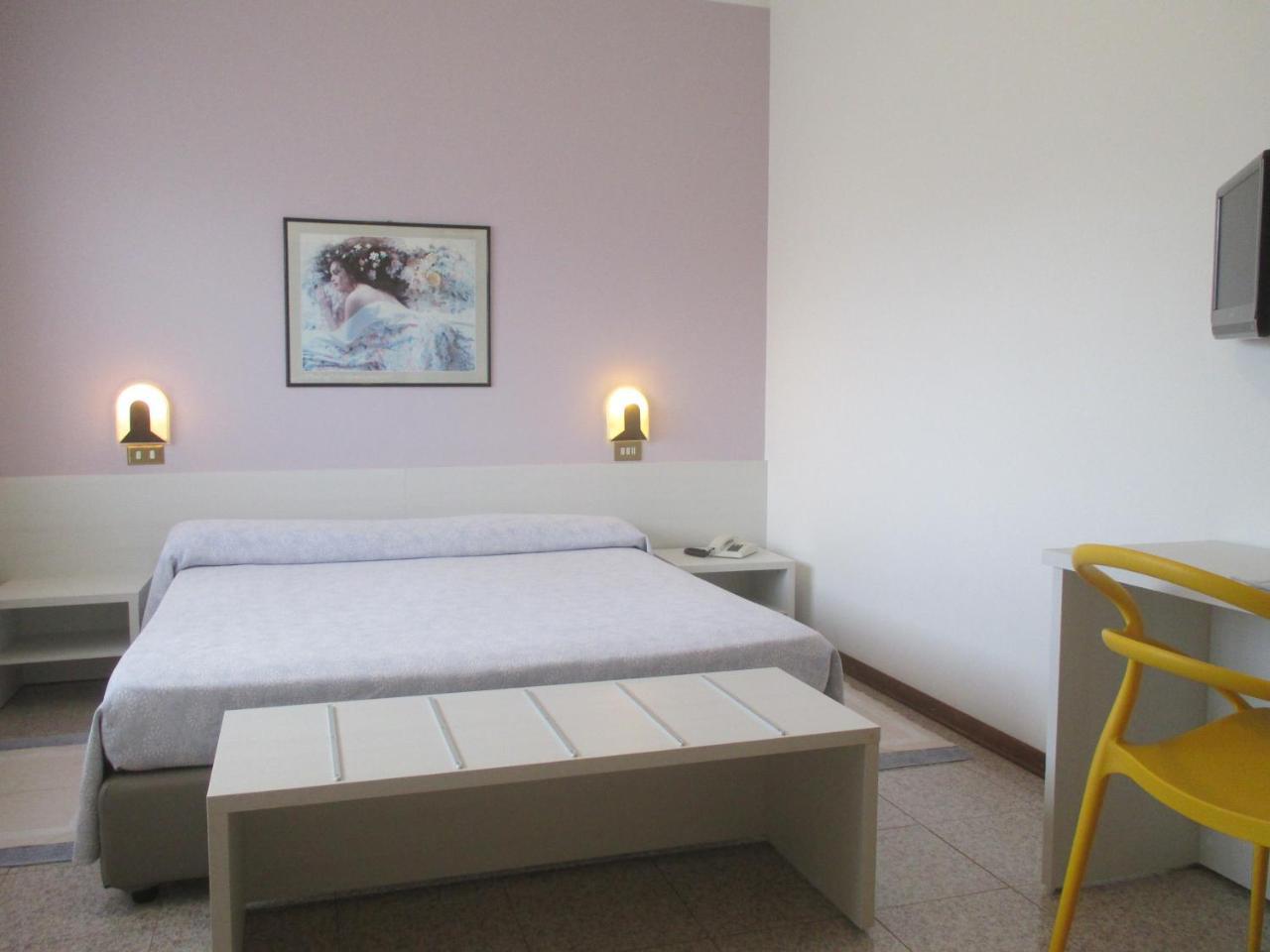 Hotel O'Scugnizzo 2 Μπελούνο Εξωτερικό φωτογραφία