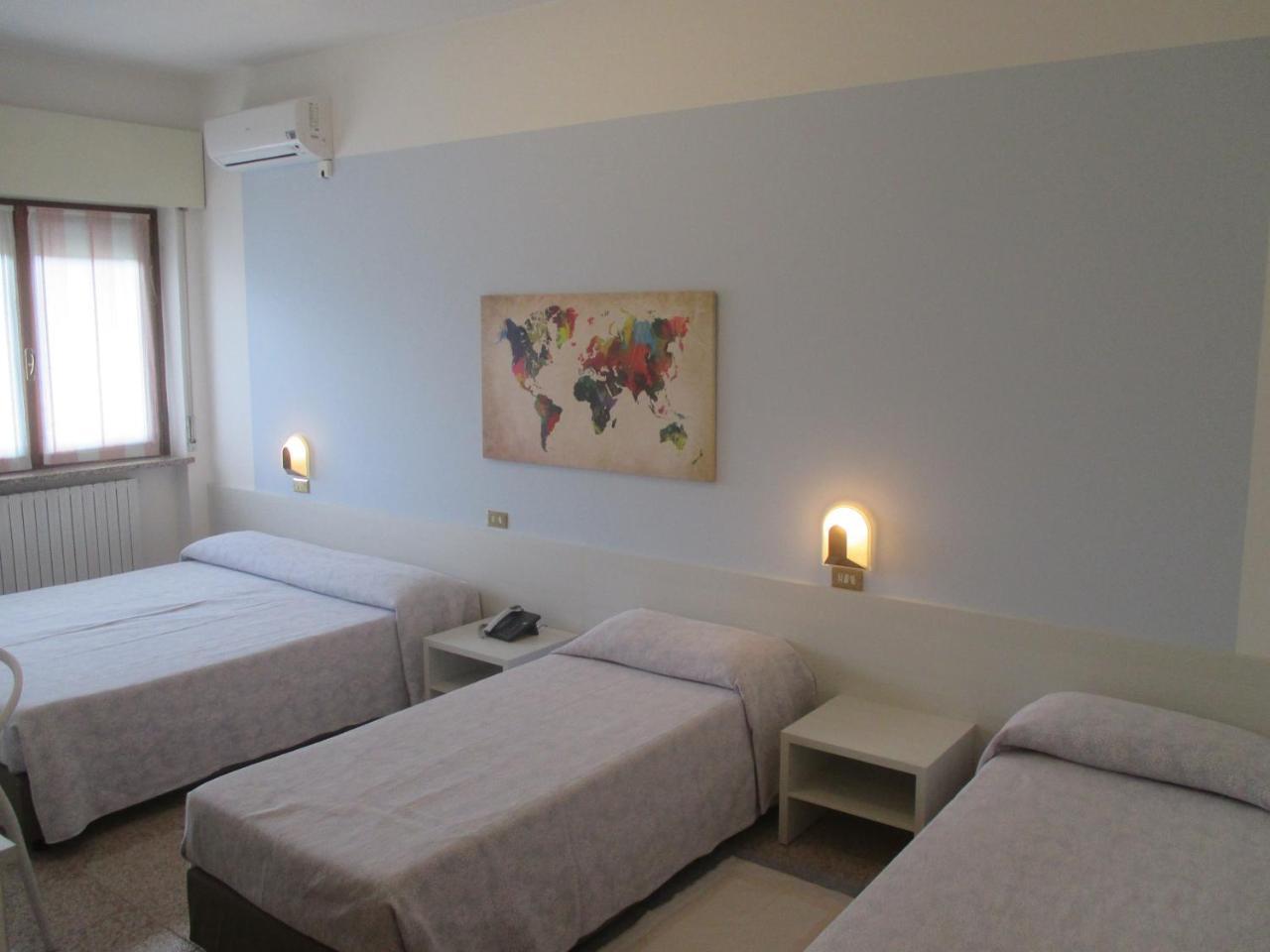 Hotel O'Scugnizzo 2 Μπελούνο Εξωτερικό φωτογραφία