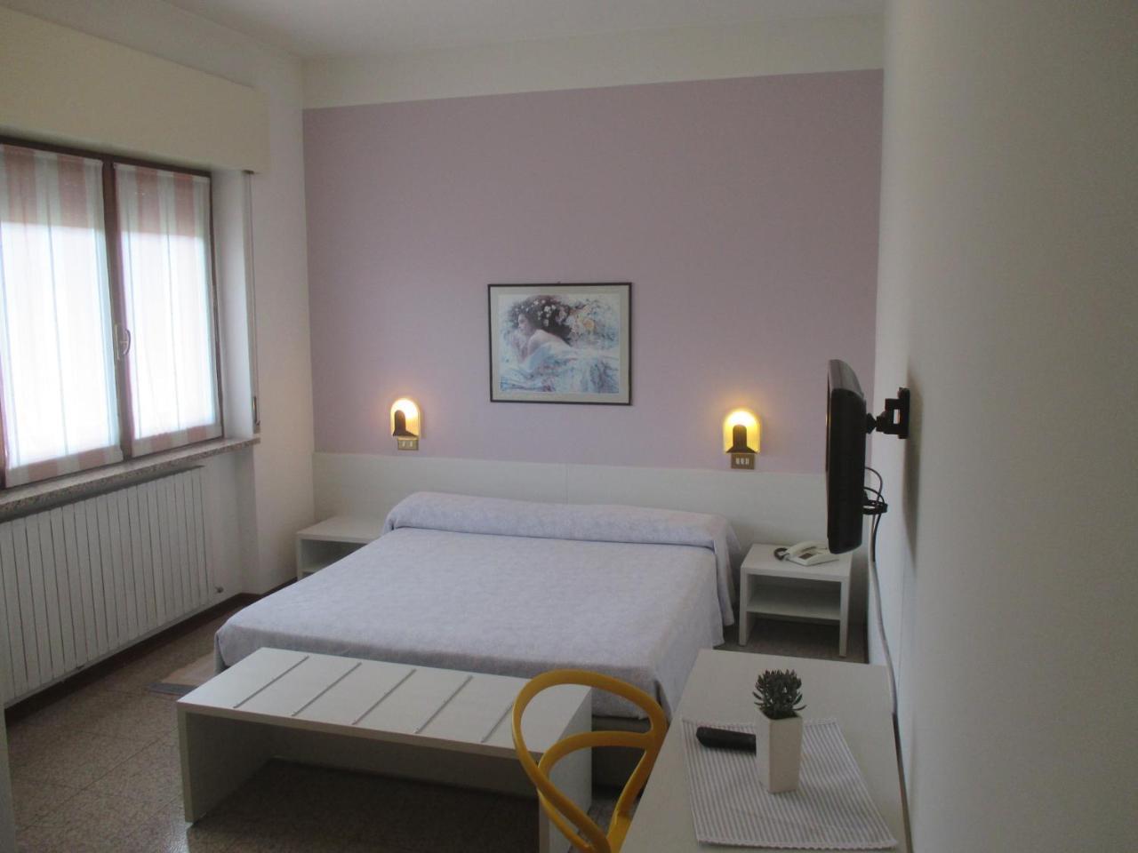 Hotel O'Scugnizzo 2 Μπελούνο Εξωτερικό φωτογραφία